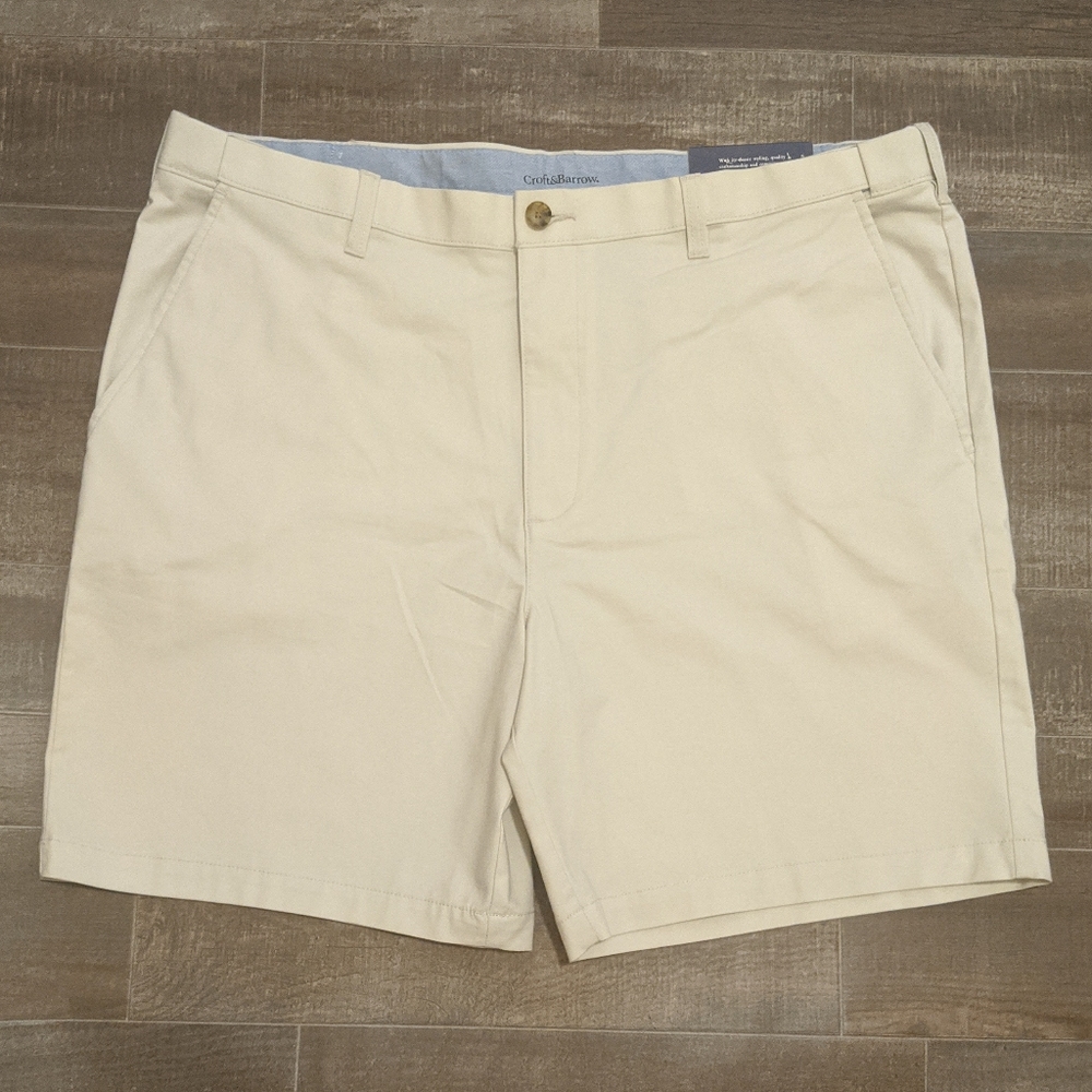 NWT Croft&Barrow easy care flat-front shorts sz 42